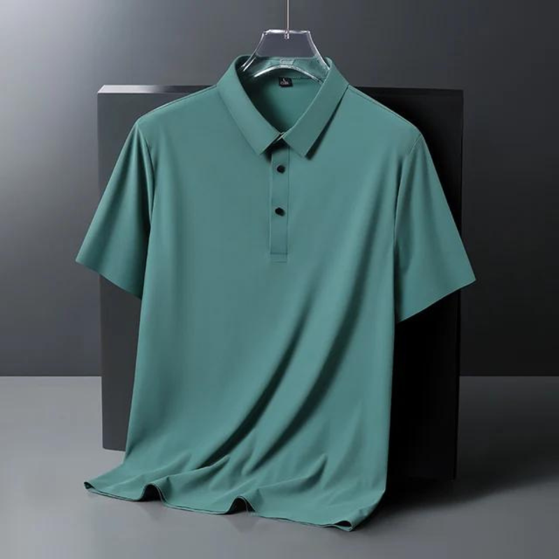 Comfortable men's classic polo shirt, perfect for casual wear with a touch of sophistication.