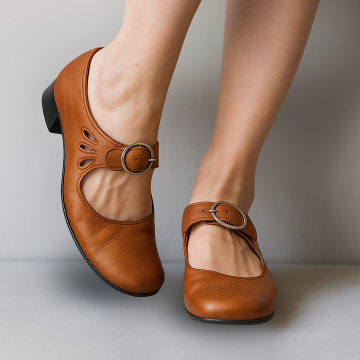 Elegant women's Mary Jane dress shoes with a secure buckle strap and comfy block heel, ideal for classic everyday fashion.