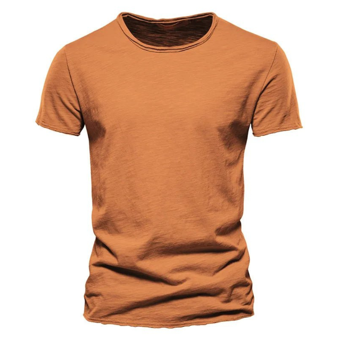 Versatile men's casual shirt, a comfortable classic for everyday style. Perfect wardrobe staple.