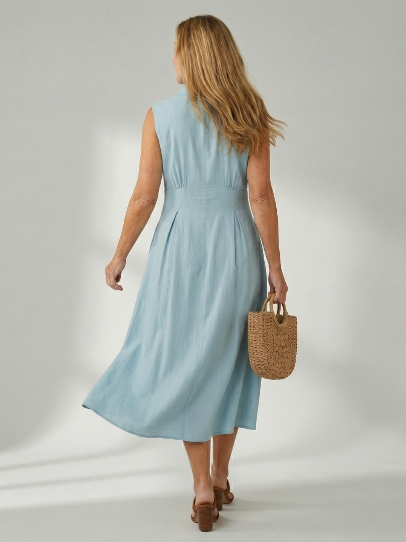 Effortless women's midi dress, button details, chic and comfortable summer style.