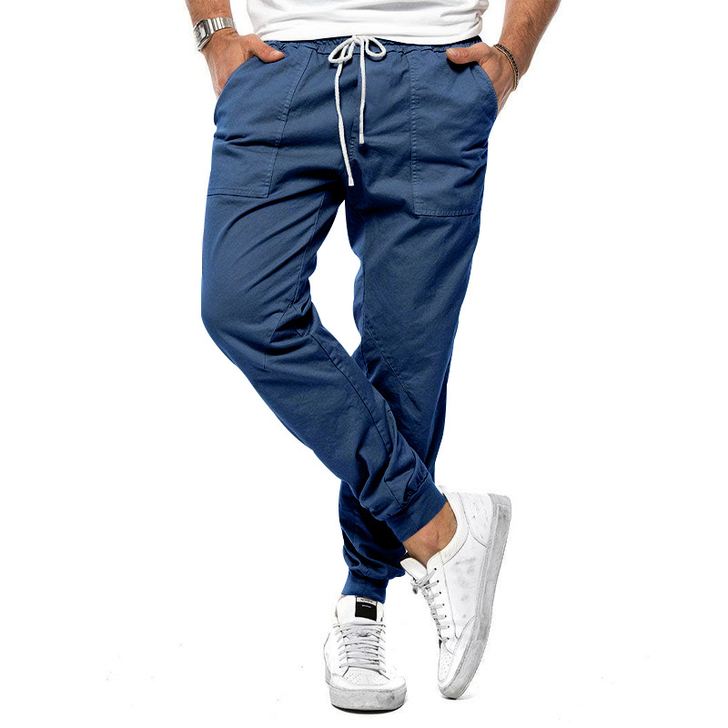 Versatile men's stretch chino pants in a modern fit. Ideal for business casual, daily wear, or smart menswear looks.