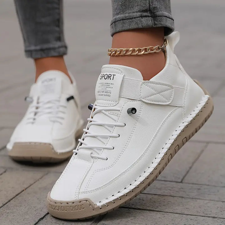 Elegant women's orthopaedic sneakers, combining fashion with essential foot support and comfort.