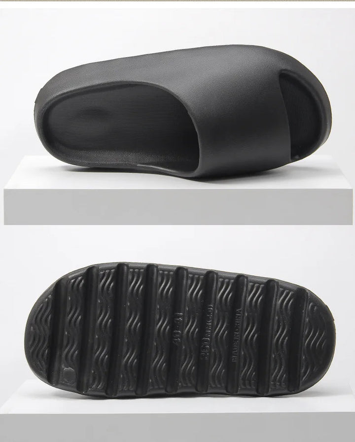 Versatile men's casual indoor/outdoor slippers, comfortable slip-on design for daily wear.