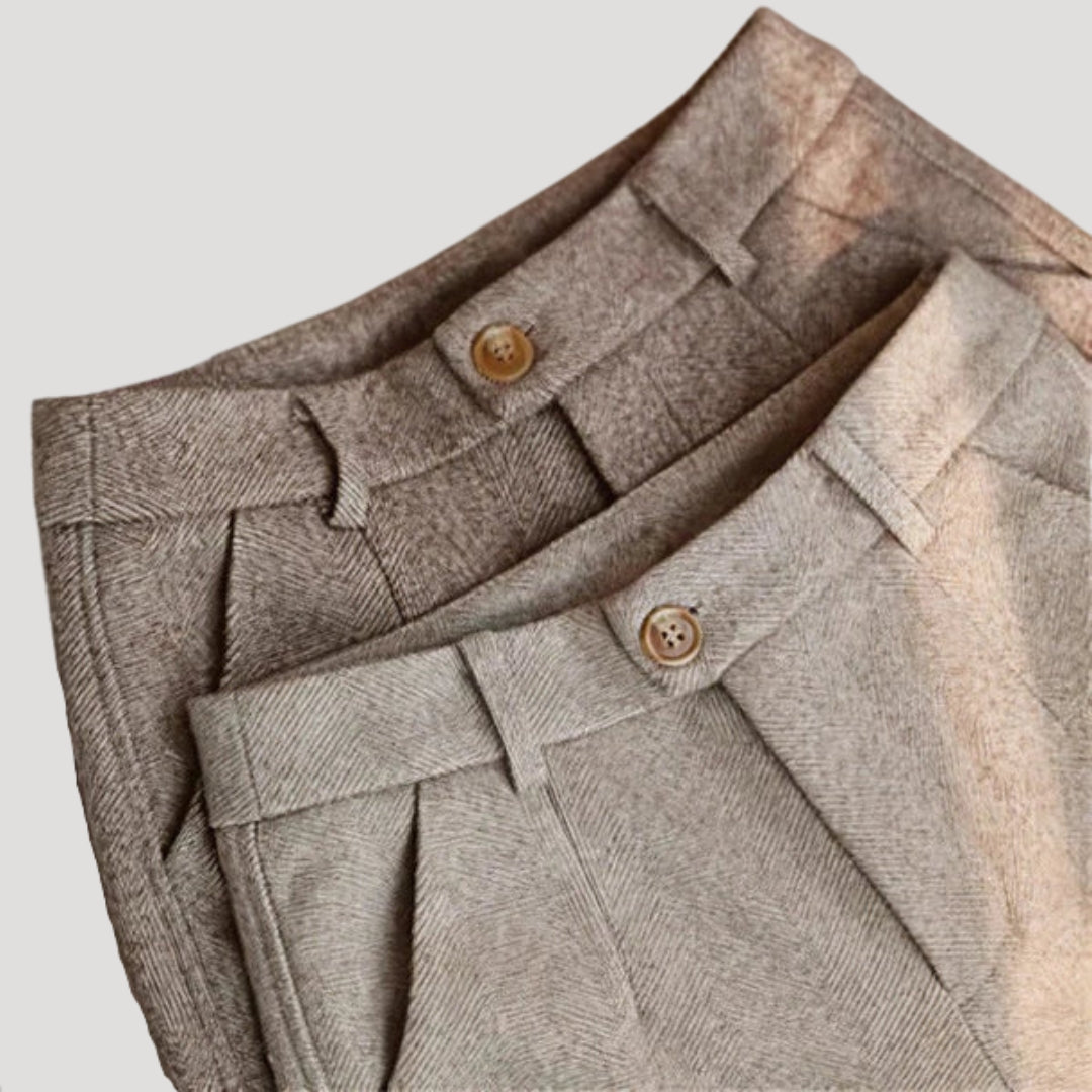 Men's slim fit tailored ankle-length pants for spring. Smart casual modern style trousers.