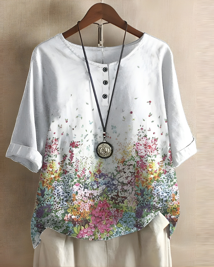 Printed women's blouse, a soft and breathable boho top for everyday summer style.