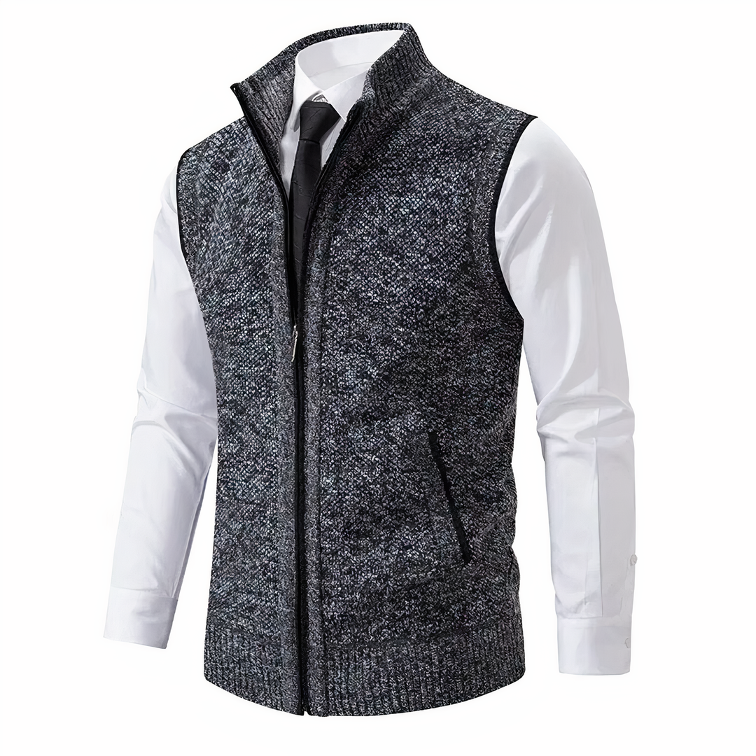 Comfortable men's casual zip-up vest, designed for everyday style & easy layering, a modern menswear essential.