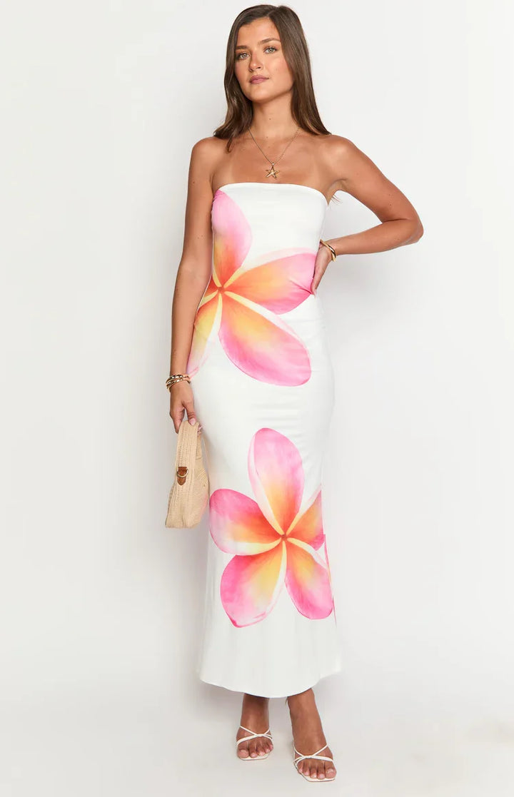 Long floral maxi dress for women, elegant and flowy, suitable for any occasion.