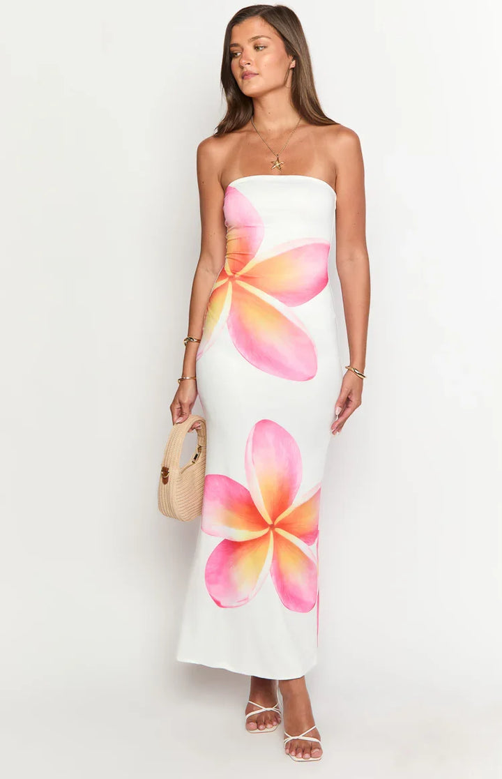 Comfortable women's dreamy floral maxi dress, perfect for spring and summer fashion.
