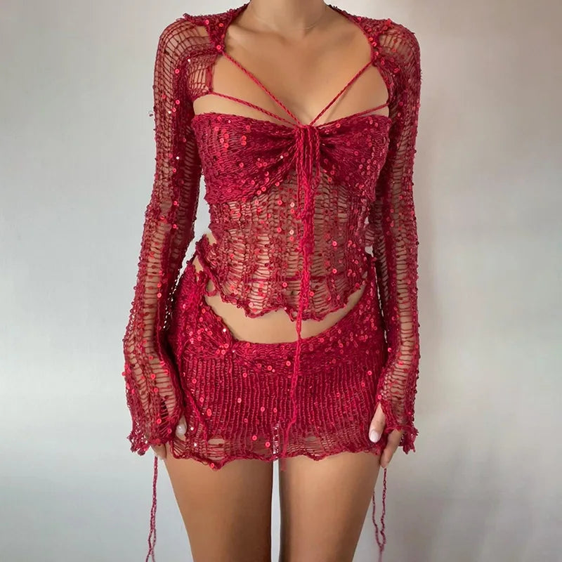 Woman confidently wearing dazzling sequin rock set, a trendy & glamorous long sleeve outfit for any night out.