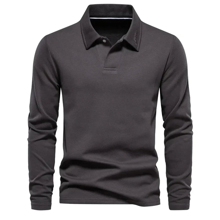 Comfortable men's long-sleeve polo sweater, an essential knit top for modern casual fashion.