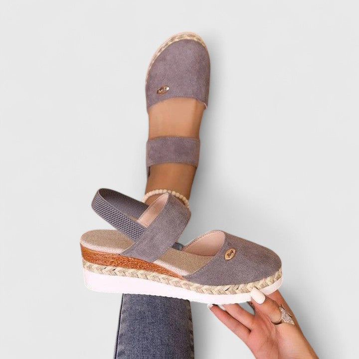 Soft, cushioned women's orthopaedic sandals with excellent arch support for lasting comfort.