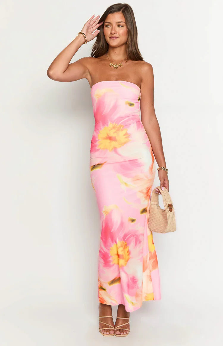 Comfortable floral maxi dress for women, dreamy and elegant, suitable for parties.