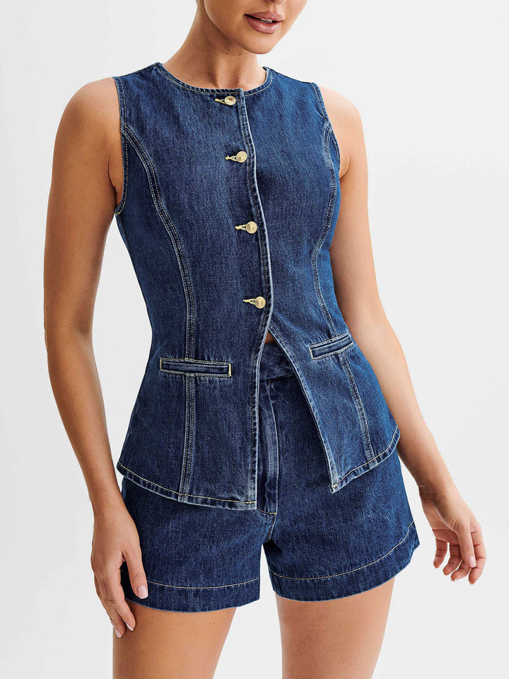 Tailored women's sleeveless vest and high-rise shorts, a versatile two-piece set for modern summer fashion.