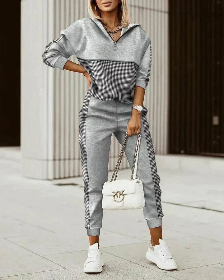 Fashionable women's modern tracksuit set, a versatile and comfortable two-piece for stylish casual attire.