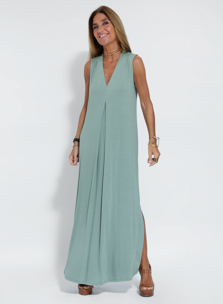 Comfortable yet elegant women's long slimming dress and vest set, ideal for all-day sophisticated style.