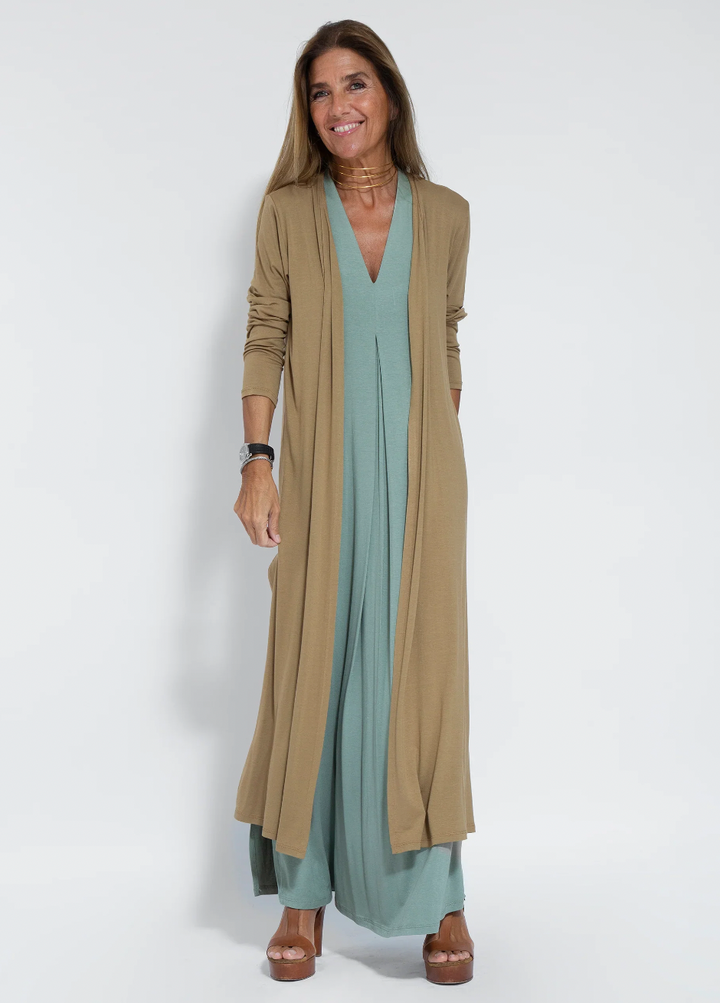 Stylish vest component of the women's two-piece long dress set, adding an elegant, refined layer.