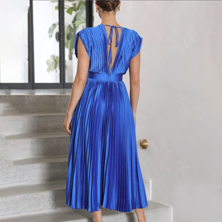 Versatile women's occasion dress, a flowy midi style for day, evening wear, or summer elegance.