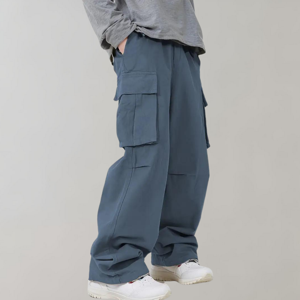 Men's oversized cargo pants with practical utility pockets for storage & casual style.