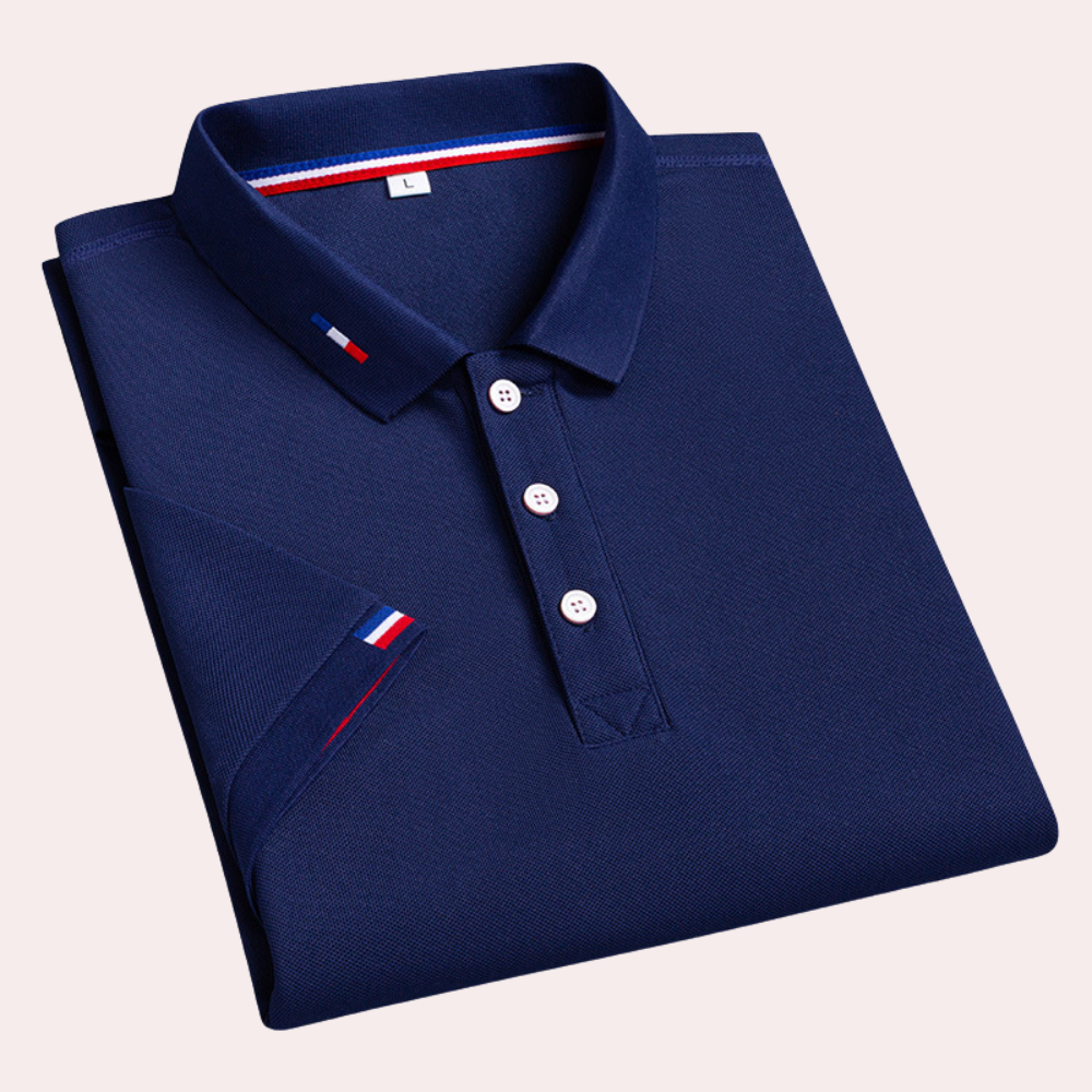 Comfortable men's casual polo shirt for leisurewear. Short sleeve top in a classic design, ideal for summer fashion.