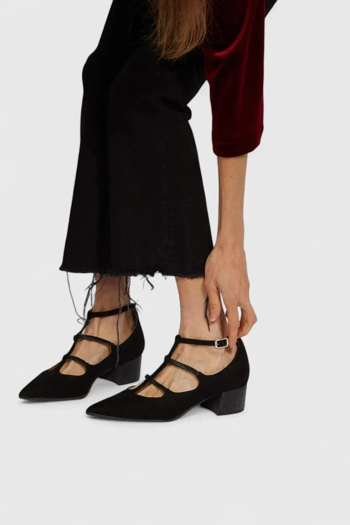 Elegant women's fashion heels designed for comfort. Versatile orthopaedic footwear for stylish all-day wear.