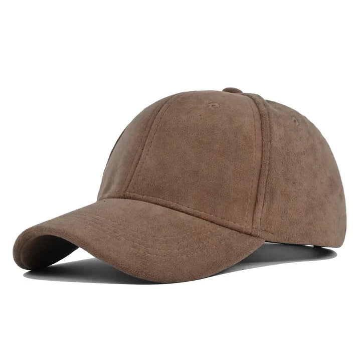 Retro baseball cap, unisex, with an adjustable snapback closure. Perfect for casual streetwear.