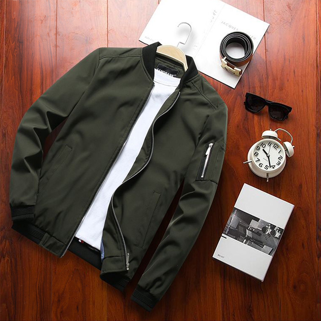 Comfortable men's casual jacket, soft fit for spring & fall seasons.
