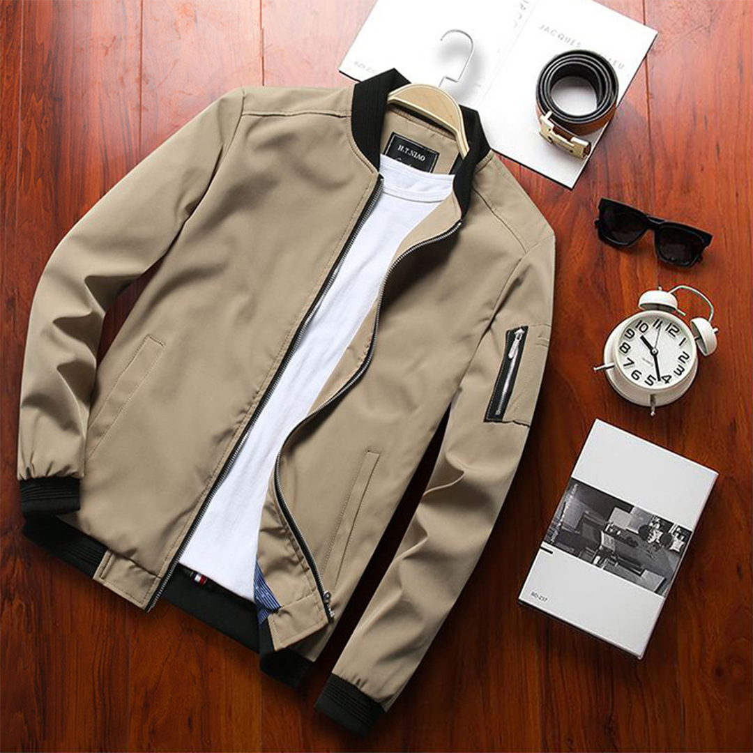 New men's stylish casual jacket, comfortable fit & versatile design.