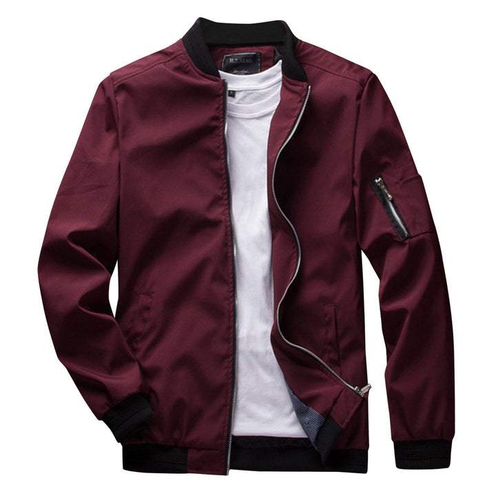 Men's versatile casual jacket, stylish, comfortable, modern, great for everyday wear.