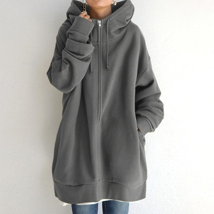 Women's cozy oversized hoodie, perfect for ultimate winter comfort & loungewear. Warm hooded sweatshirt, casual style.