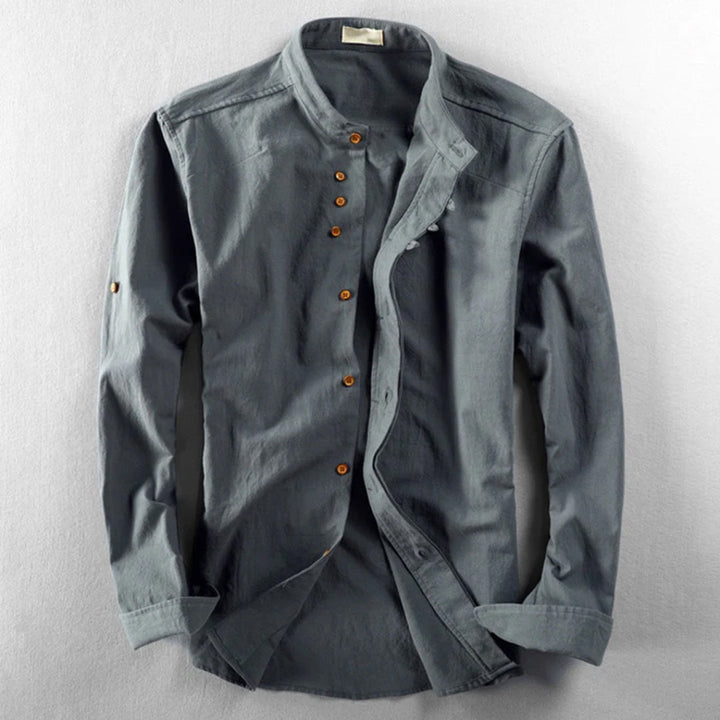 Professional men's long sleeve shirt, adaptable for office, casual outings, or formal events. Comfortable and stylish.