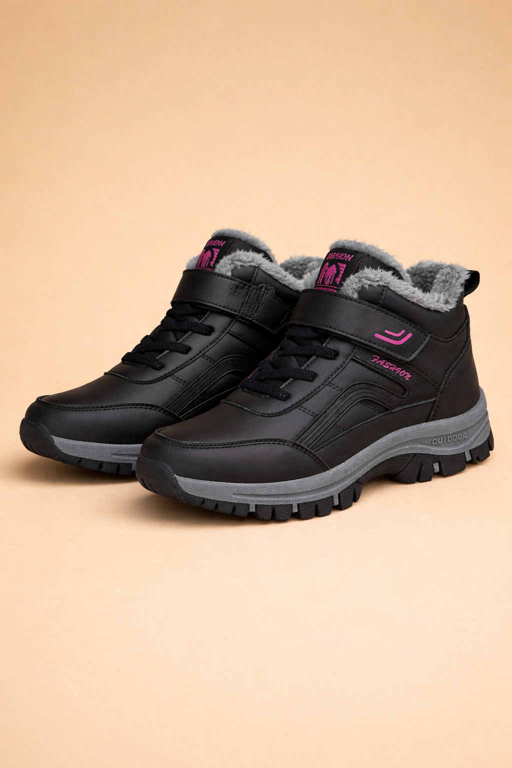 Stylish women's warm ankle winter boots, perfect for outdoor comfort in cold, snowy conditions.