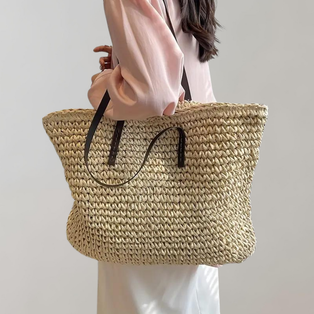 Versatile large woven tote bag for women, featuring bohemian style, perfect as a beach or travel bag.