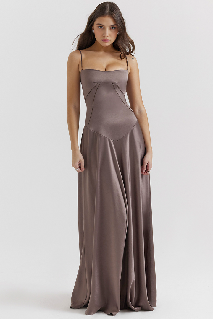 Women's white elegant bustier maxi gown, ideal for a formal party.