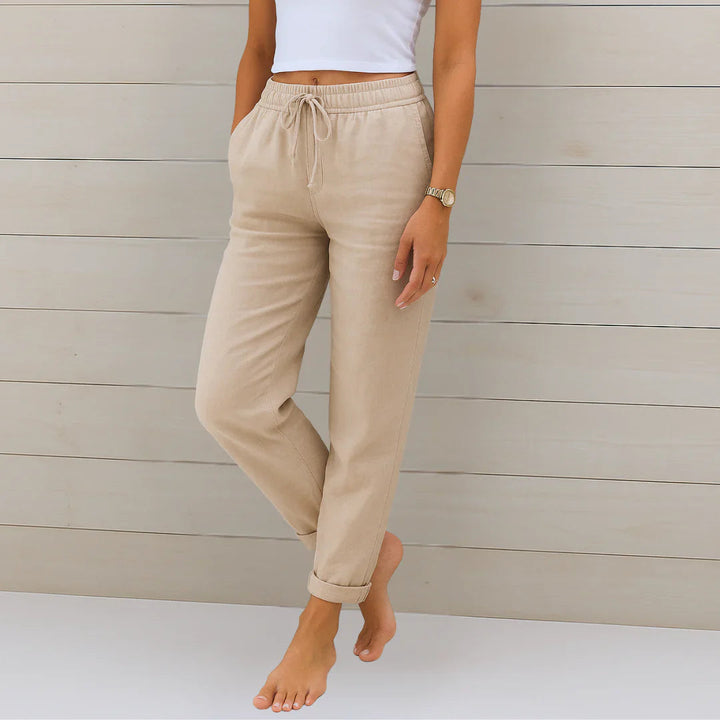 Women's comfortable stretch trousers for effortless everyday style. Ideal for spring & summer.