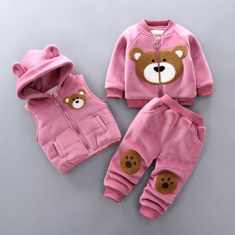 Stylish children's wear: cute bear top & pants set for kids. Ideal cozy apparel for fall fashion.