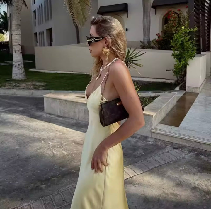 Flowing elegant women's slip maxi dress, a chic and versatile long dress for evening or special occasions.