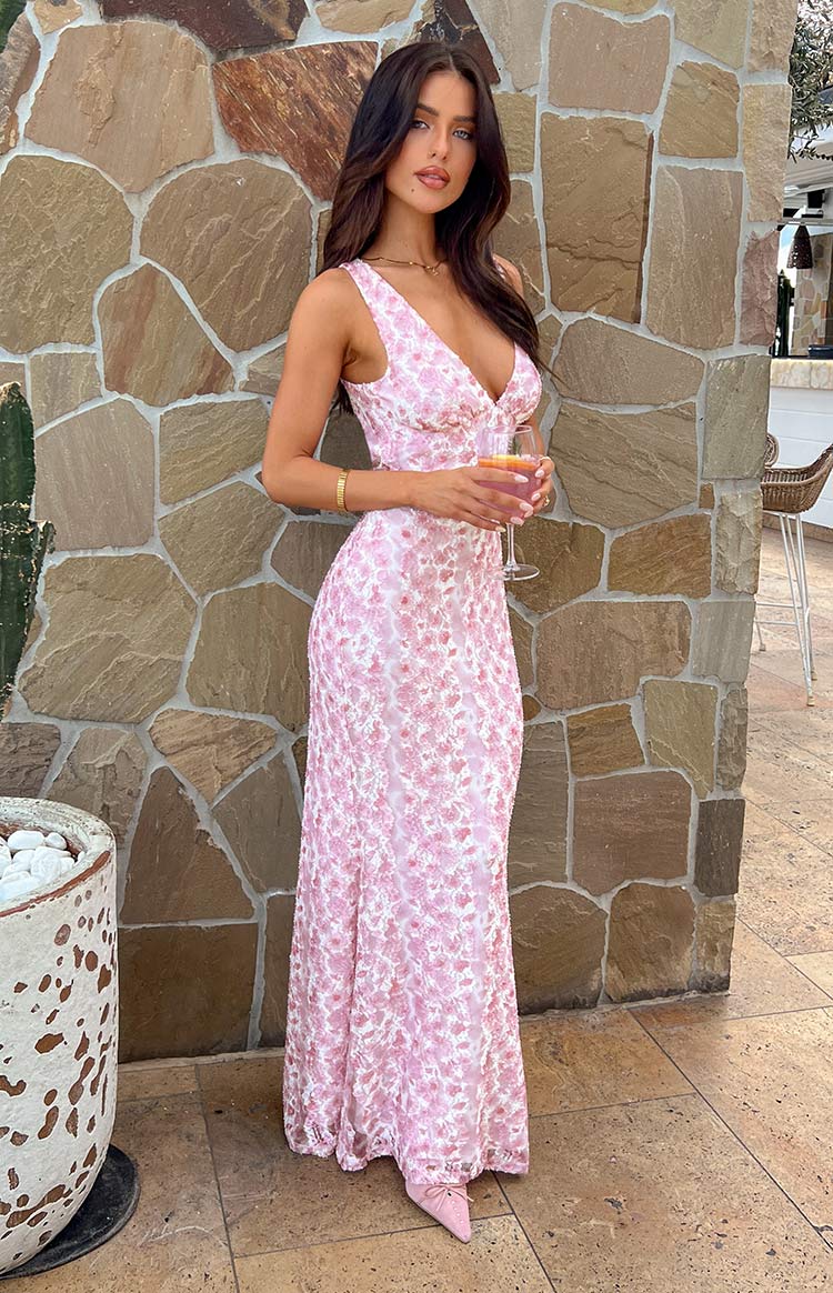 Pink lace maxi party dress for women, a flowing and elegant choice for formal events.