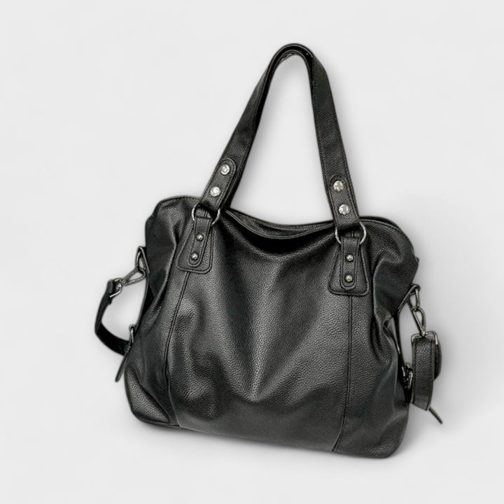 Stylish versatile women's hobo handbag, a perfect shoulder or crossbody accessory for any outfit.