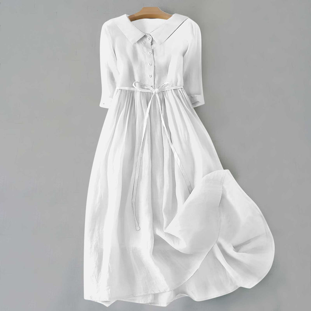 Elegant women's summer maxi dress with a flattering relaxed fit, ideal for casual and resort fashion.