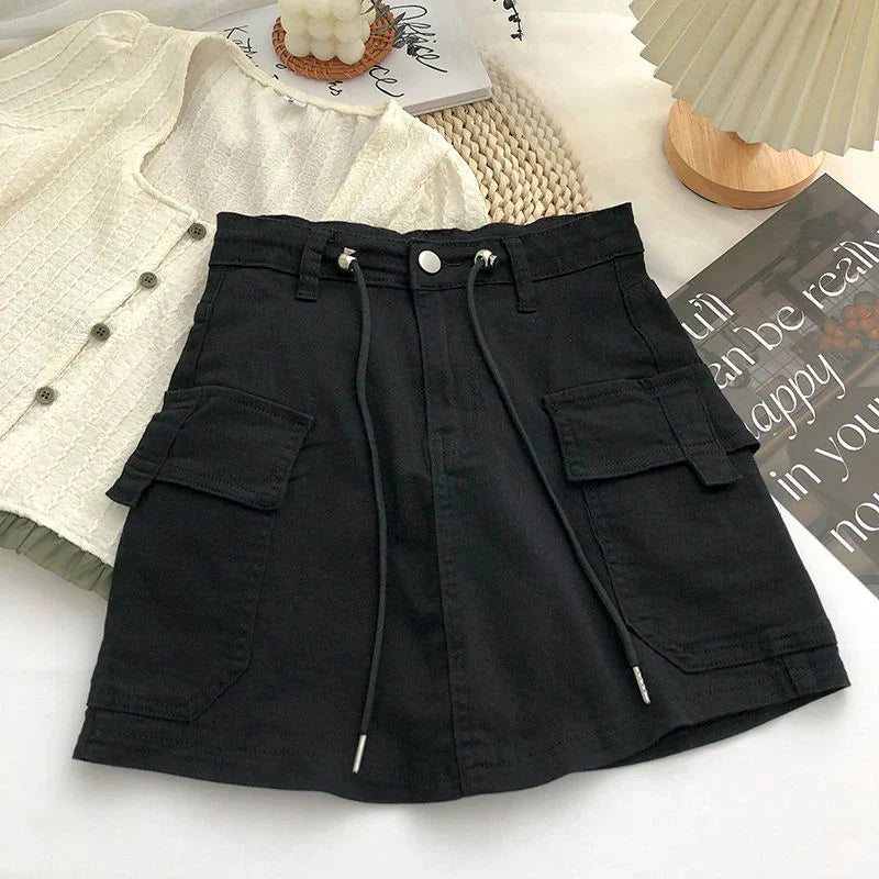 Fashionable women's casual A-line mini skirt with a high-waist design and trendy street style.