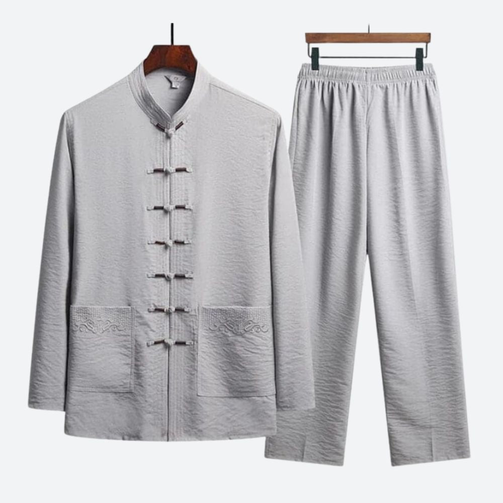 Elegant women's eastern style two-piece outfit. This comfortable and chic set offers a complete, relaxed fit look.