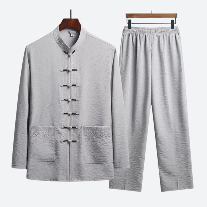 Elegant women's eastern style two-piece outfit. This comfortable and chic set offers a complete, relaxed fit look.