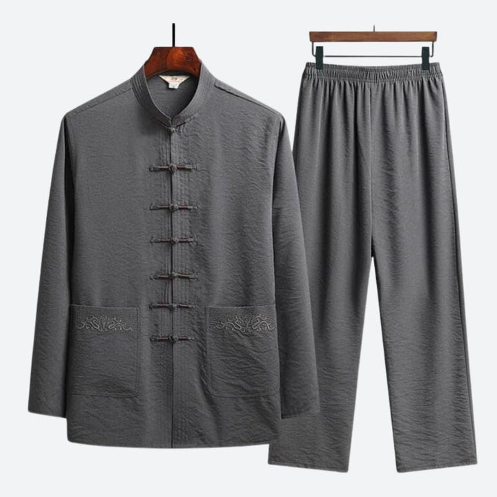 Versatile women's two-piece eastern clothing set. Comfortable relaxed fit, ideal for casual or everyday chic outfits.
