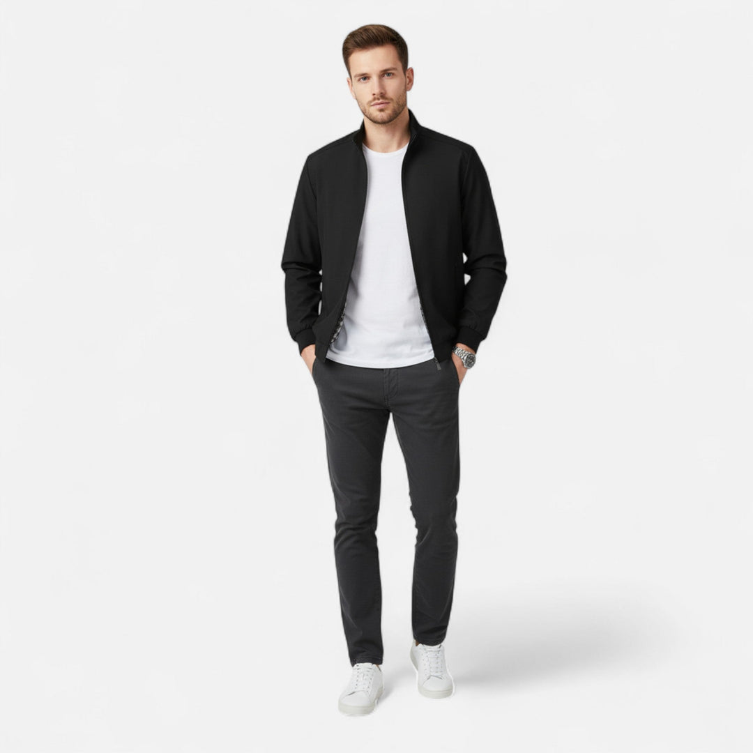 Men's lightweight zip-up jacket, perfect for everyday casual style and comfort in spring/fall.