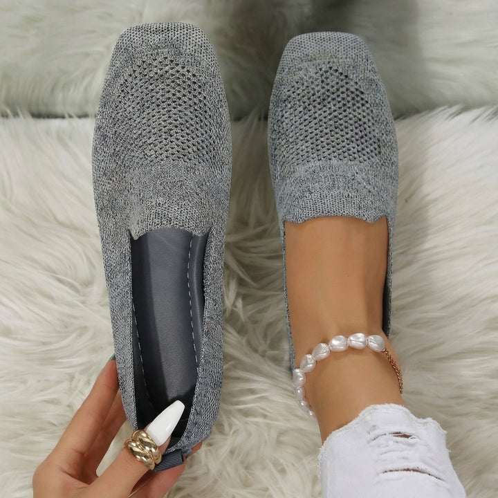 Elegant women's orthopedic shoes for all-day comfort, providing arch support and pain relief.