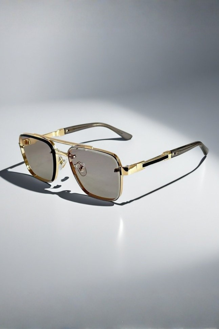 Men's aviator square sunglasses, elegant gold metal frame, and gradient lenses for a sophisticated style.