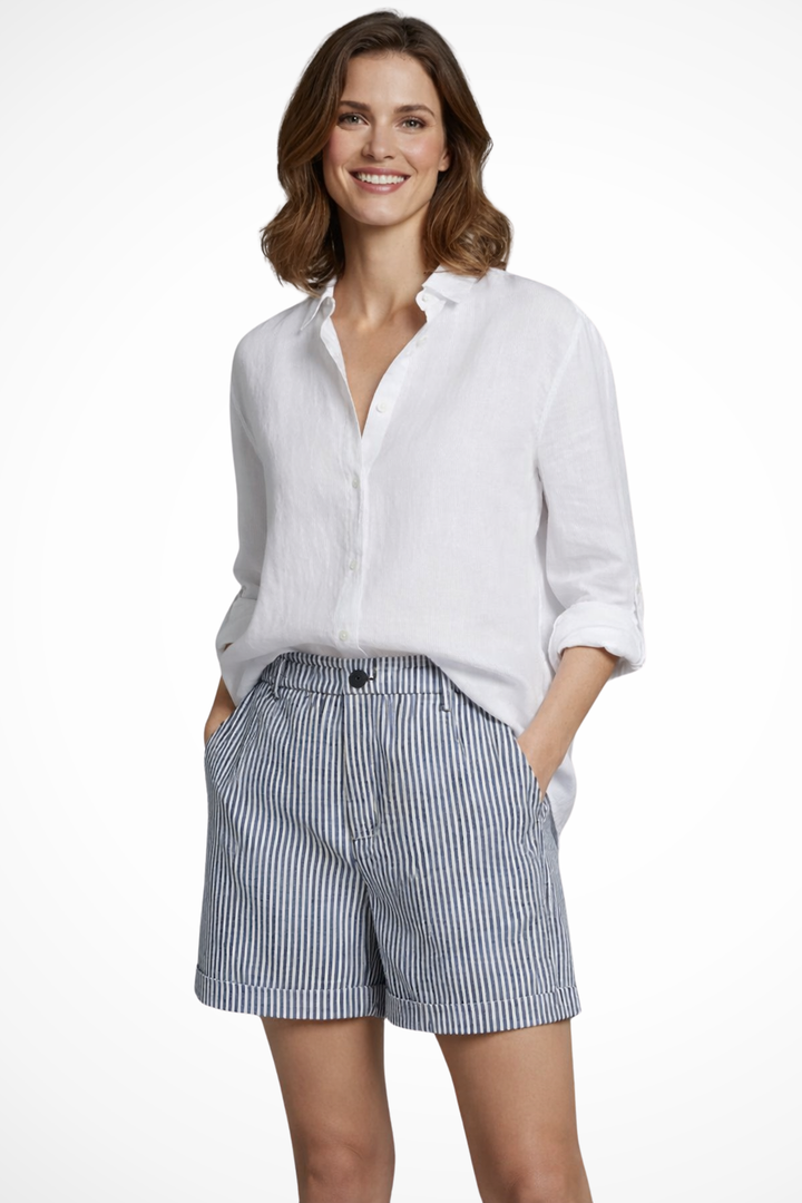 Stylish women's high waist tailored shorts, featuring a modern stripe pattern and elegant button accents.
