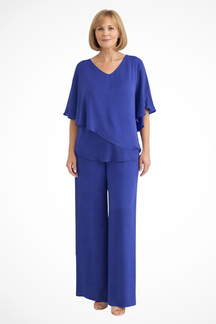 Versatile women's matching outfit: wide leg pants and top, ideal for spring casual wear.
