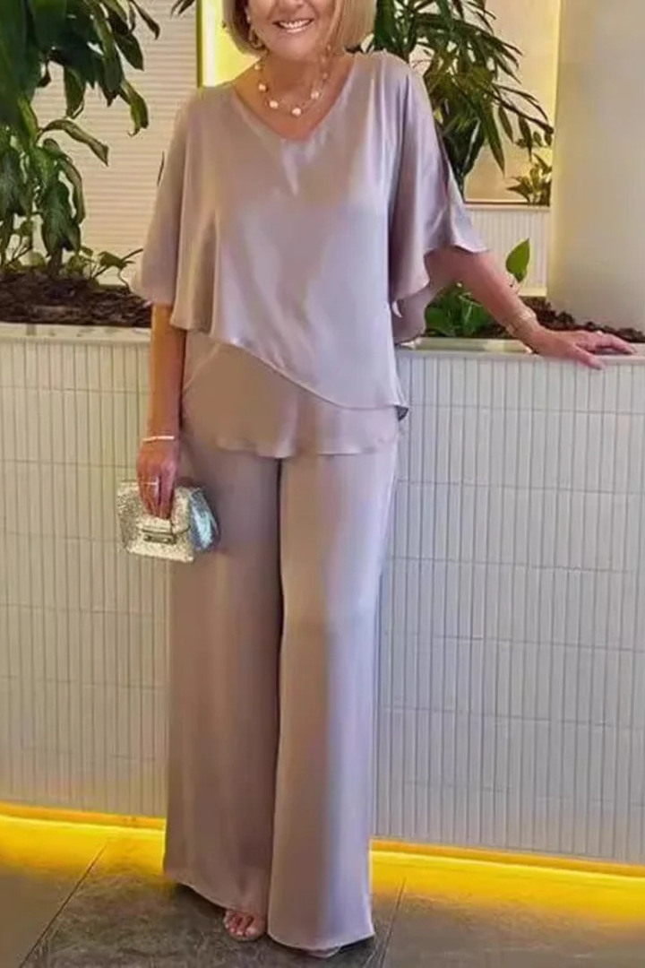 Women's comfy loungewear two-piece set, featuring a stylish top and wide leg pants.