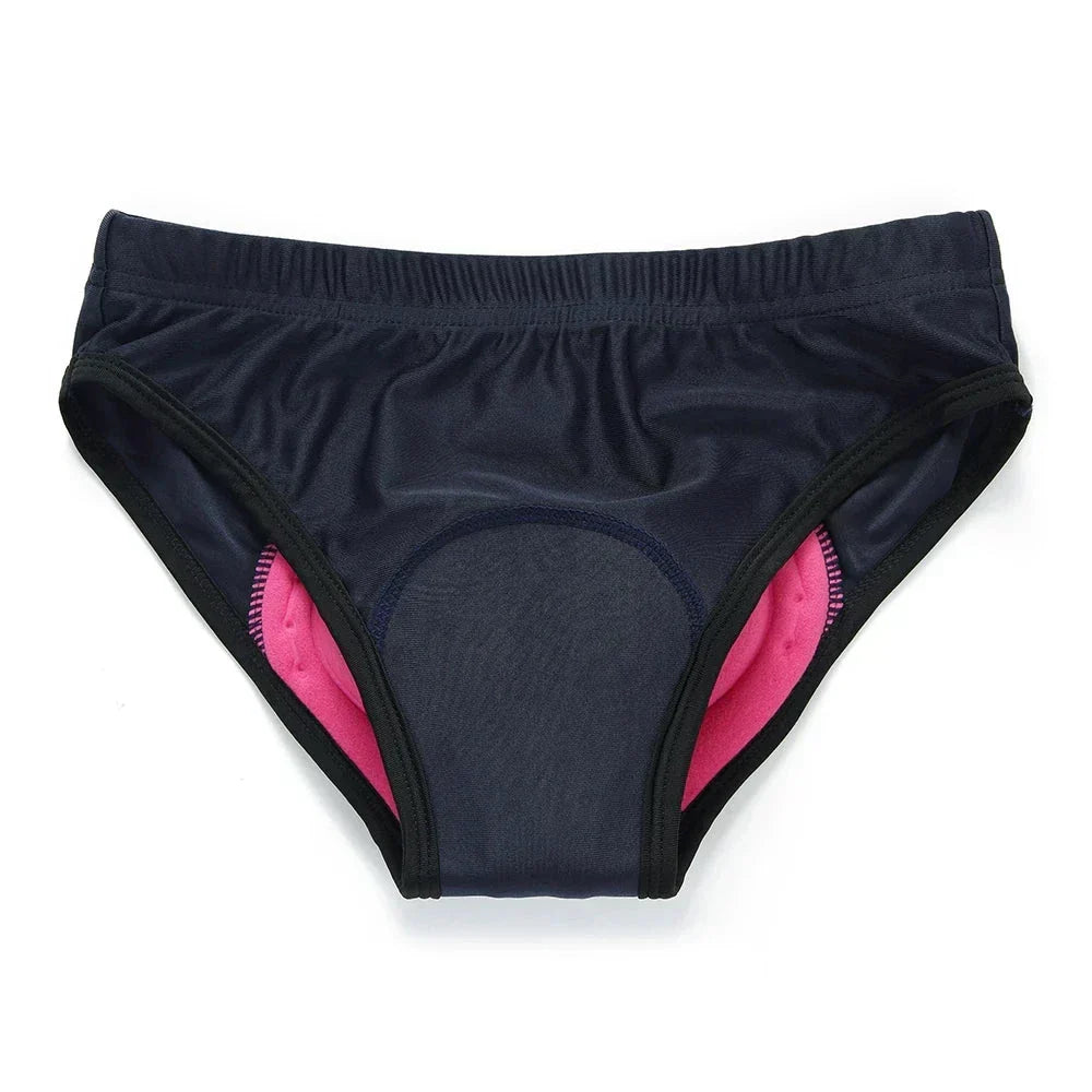 Close-up of ergonomic padding in women's bike underwear liner, ensuring enhanced comfort for long rides & activewear.